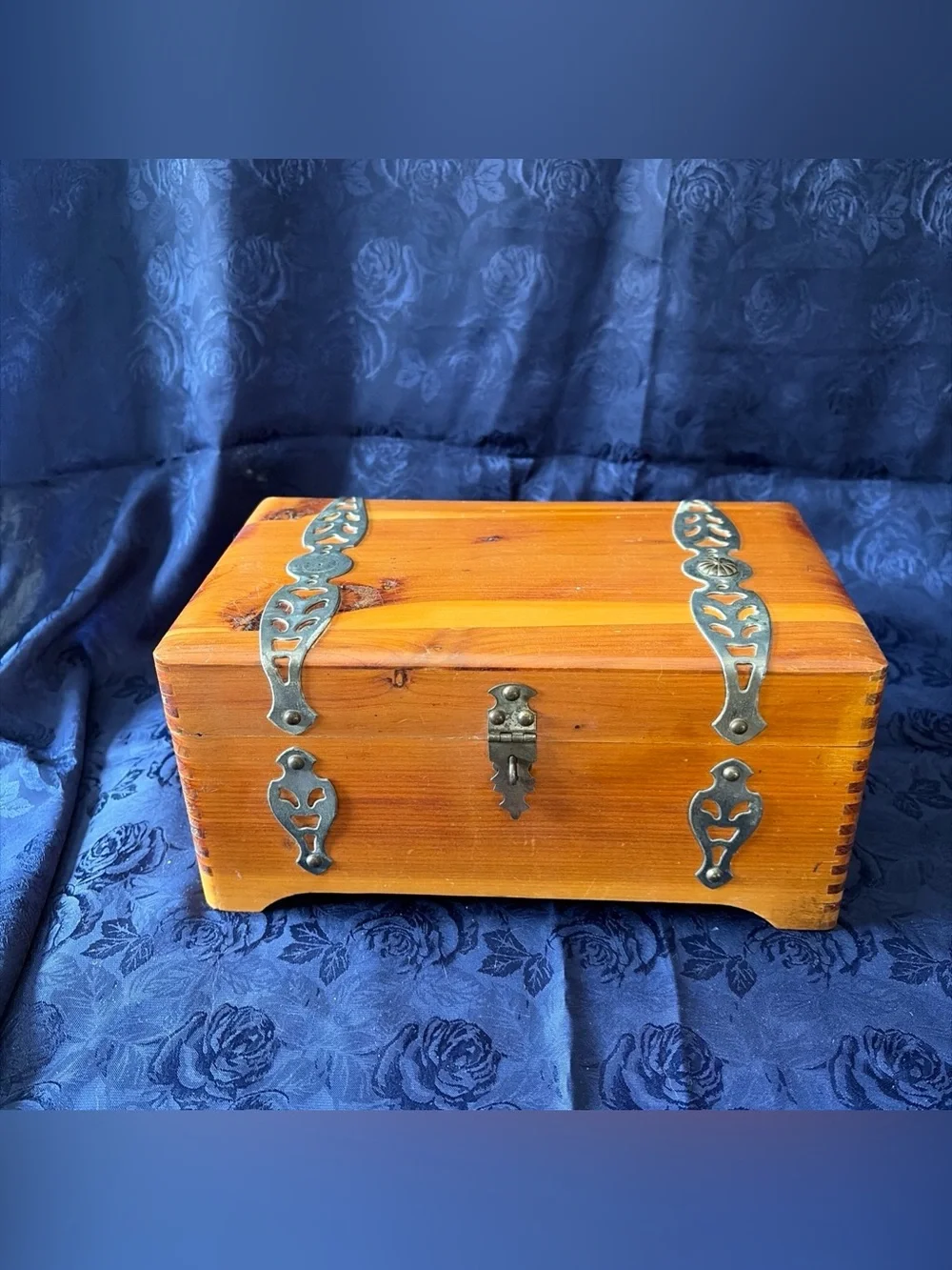 VTG McGraw Cedar Wood Trinket Box W/Decorative Metal Straps And Handles